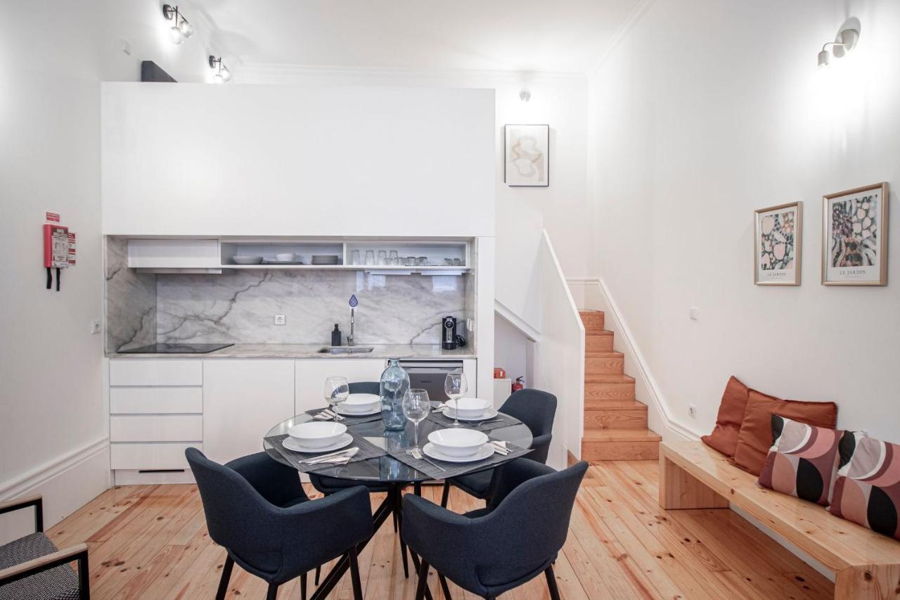 Wonderful Downtown Studio By Lovelystay Porto Exterior foto