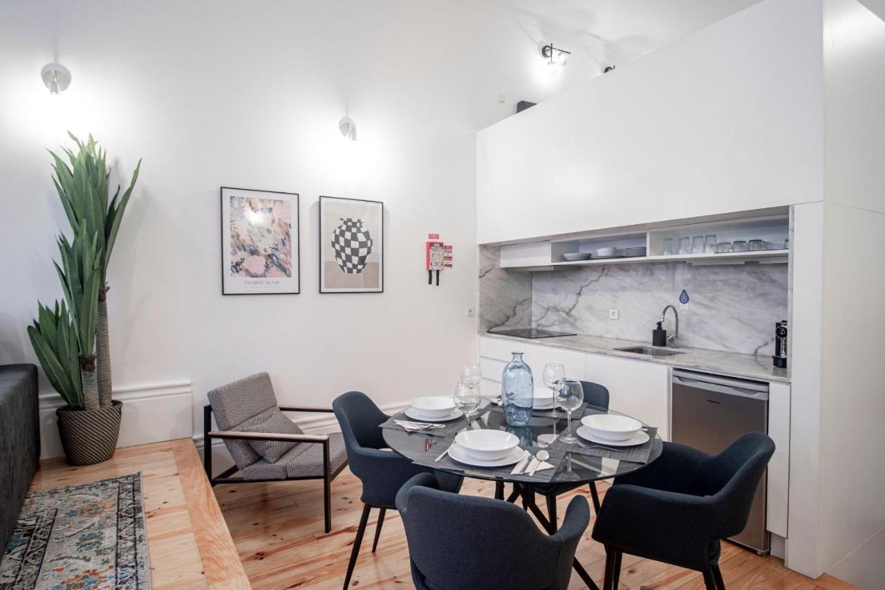 Wonderful Downtown Studio By Lovelystay Porto Exterior foto